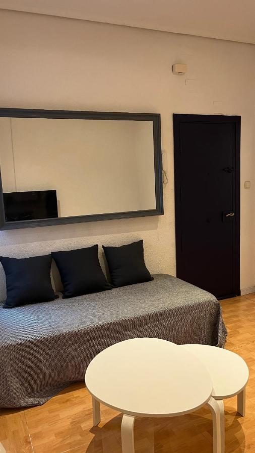 Piso En Valdeacederas Apartment Madrid Ngoại thất bức ảnh